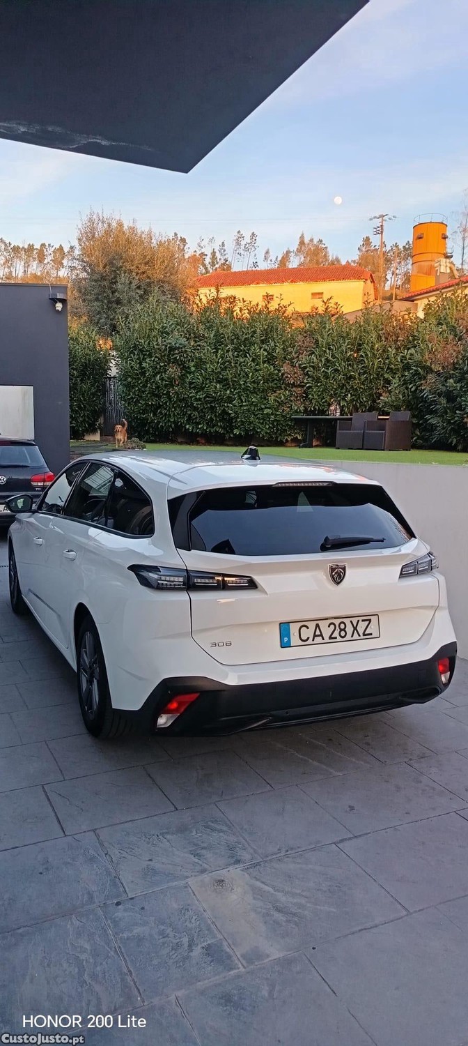 Peugeot 308 SW - 22 — photo 3