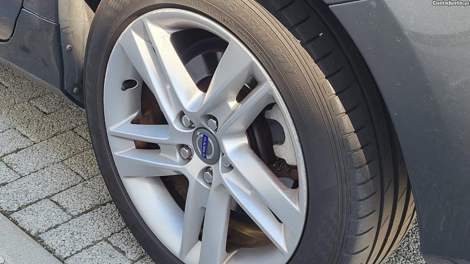 Volvo V60 Kinetic — photo 5