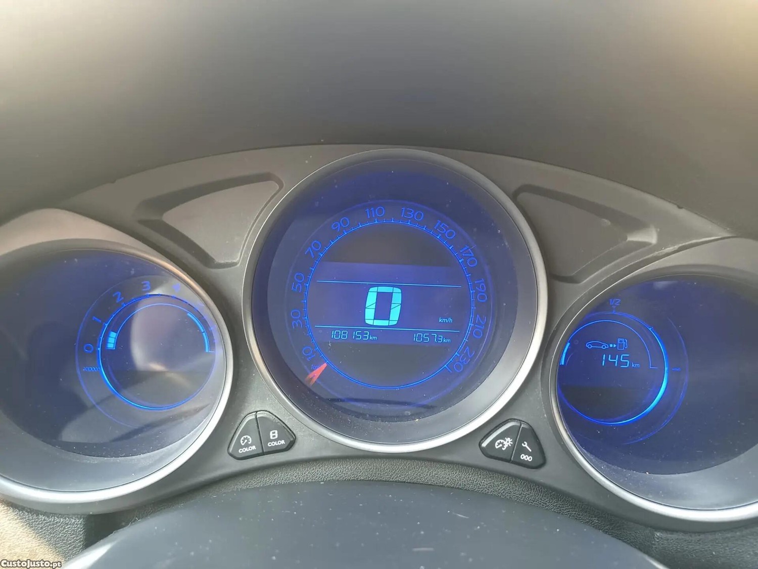 Citroën C4 1.6 BlueHDi Feel — fotografia 9