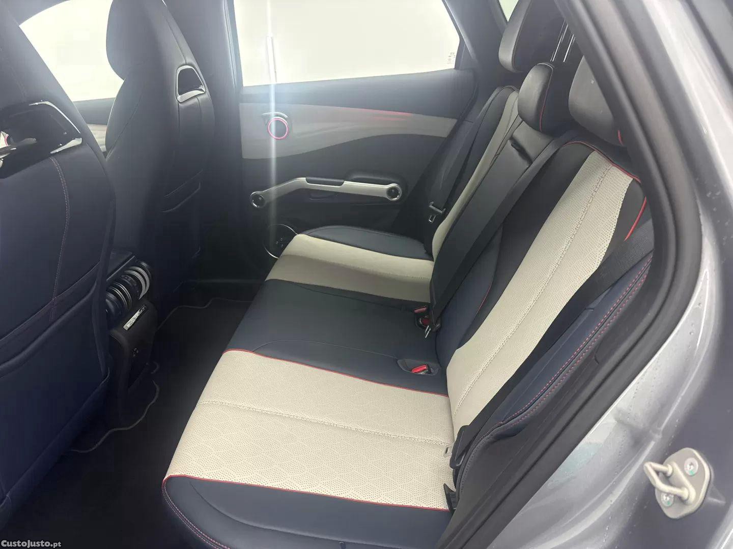 BYD Atto 3 60.48 kwh design — fotografia 5