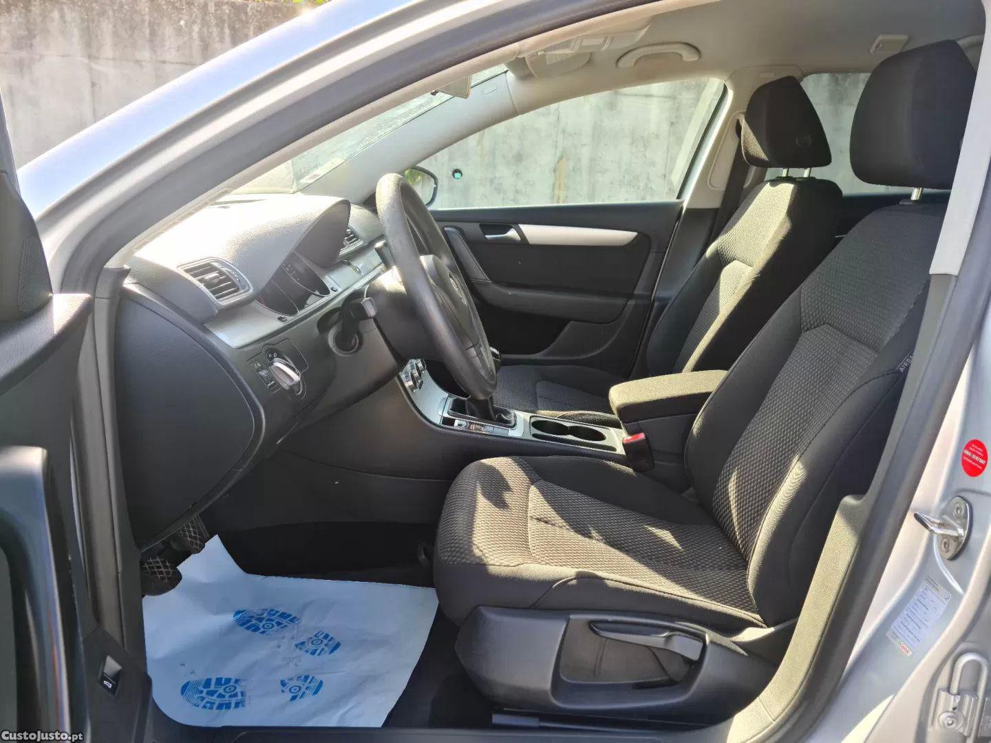 VW Passat 1.6 tdi bluemotion trendline - 14 foto 5