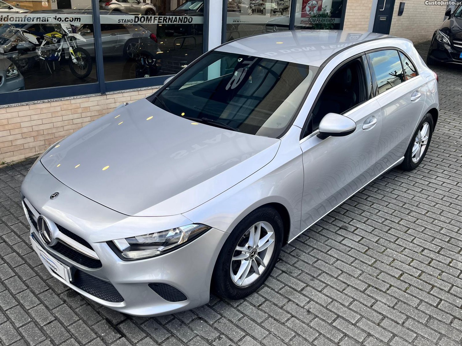 Mercedes-Benz A 180 d Style Plus Aut. — fotografia 13