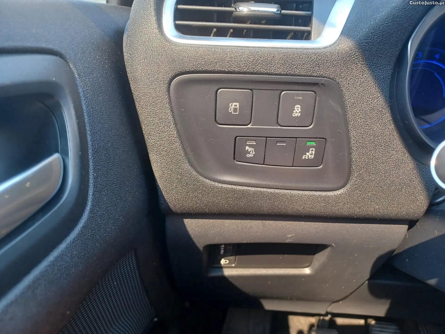 Citroën C4 1.6 BlueHDi Feel — fotografia 3
