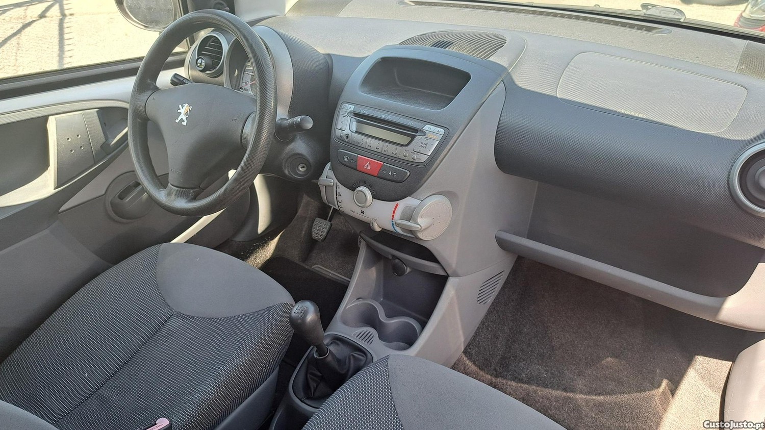Peugeot 107 1.0 Trendy - 07 foto 4