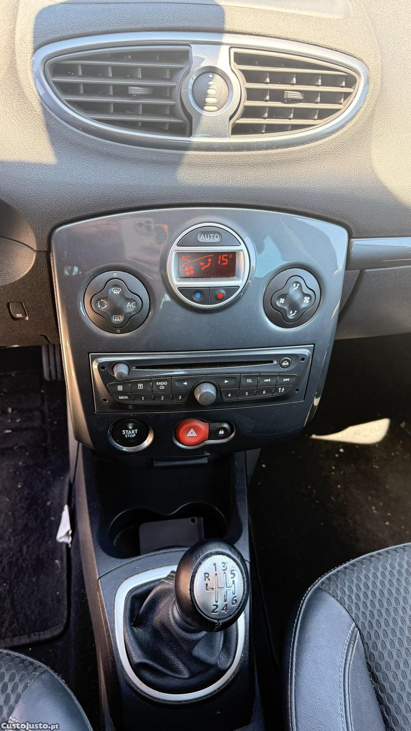 Renault Clio 1.5 dCi de 2009 — fotografia 4