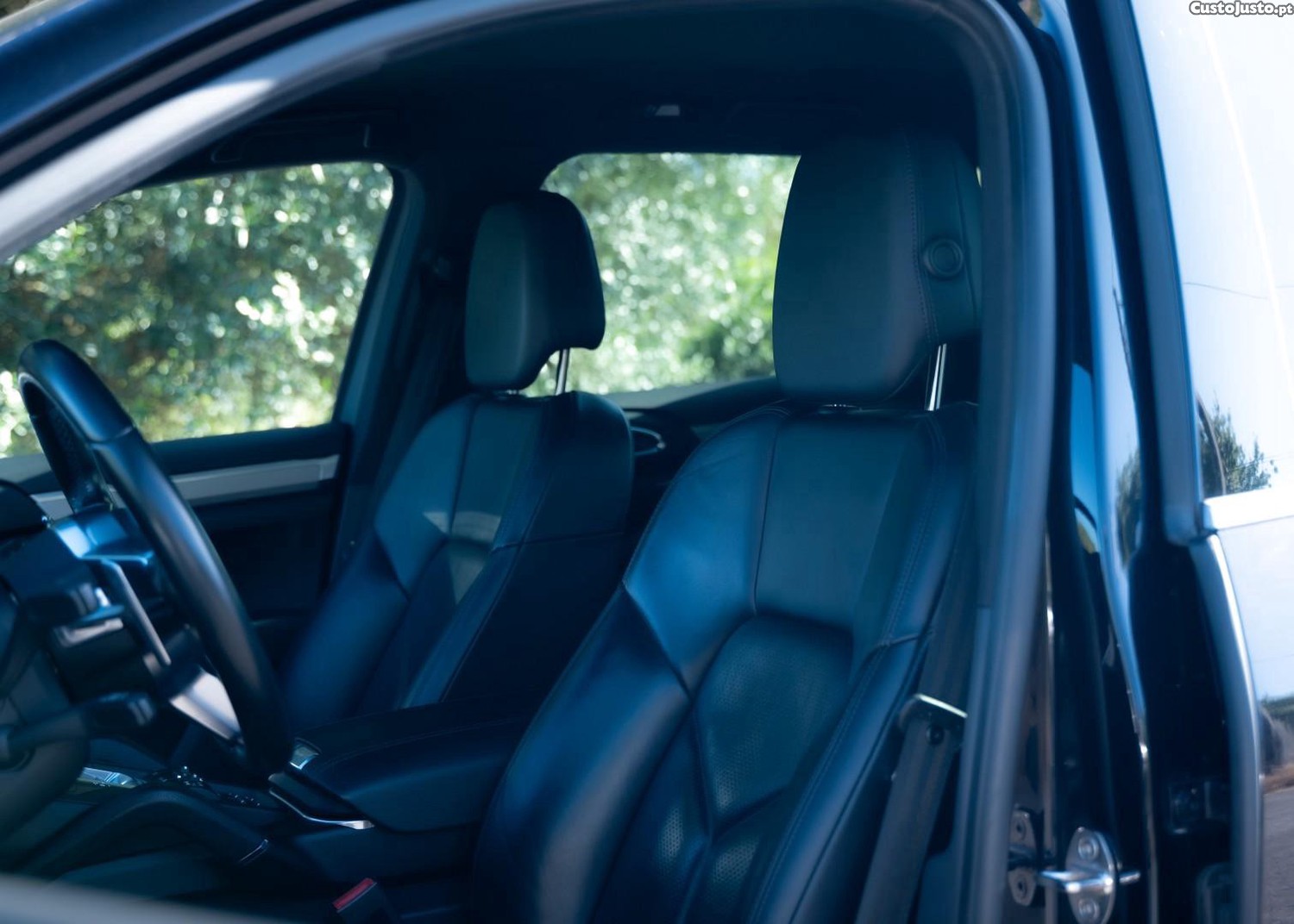 Porsche Cayenne 3.0 V6 — fotografia 15