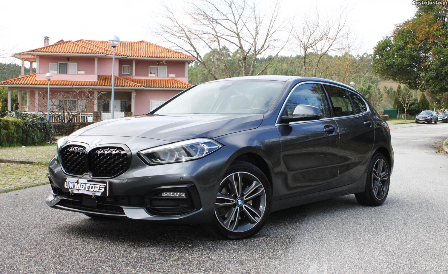 BMW 118 D 2.0 Sport Auto — fotografia 23