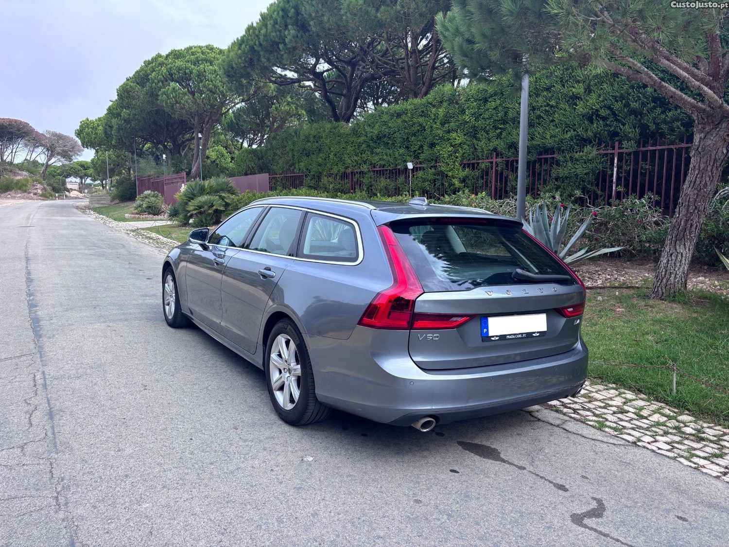 Volvo V90 Volvo V90 2.0 D4 Momentum Geartronic 190cv NACIONAL - 19 — photo 3