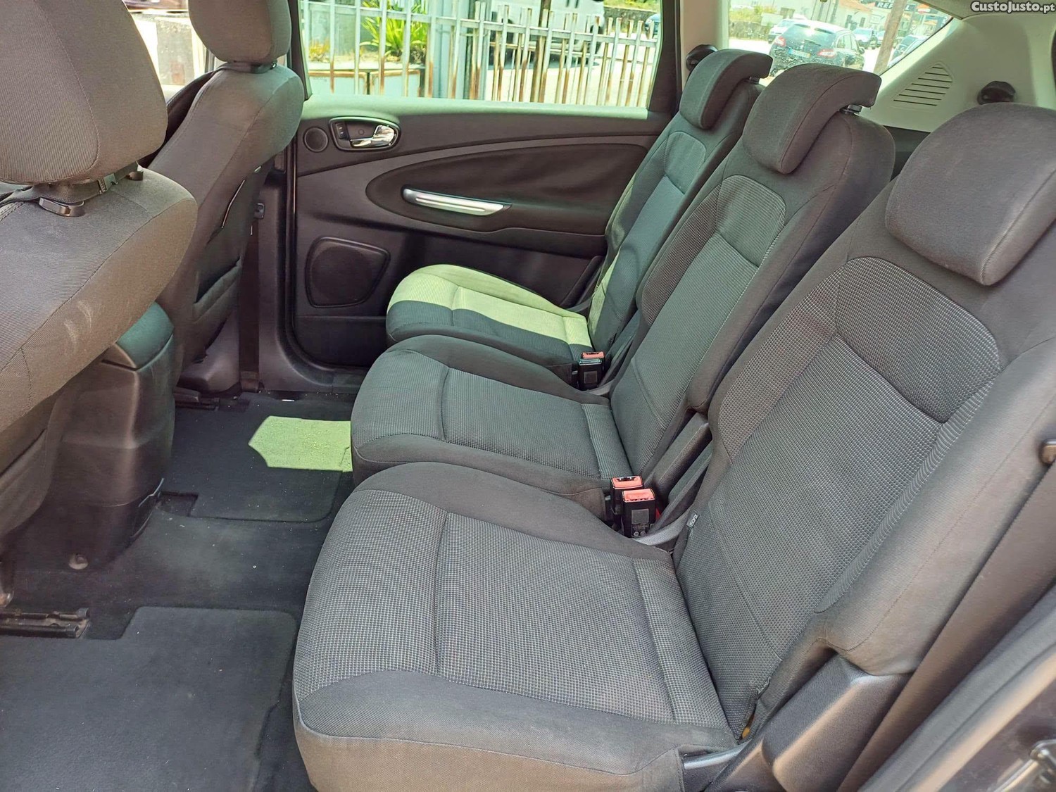 Ford S-Max Selo Barato7 Lugares .( ViaturaNacional ) — fotografia 3