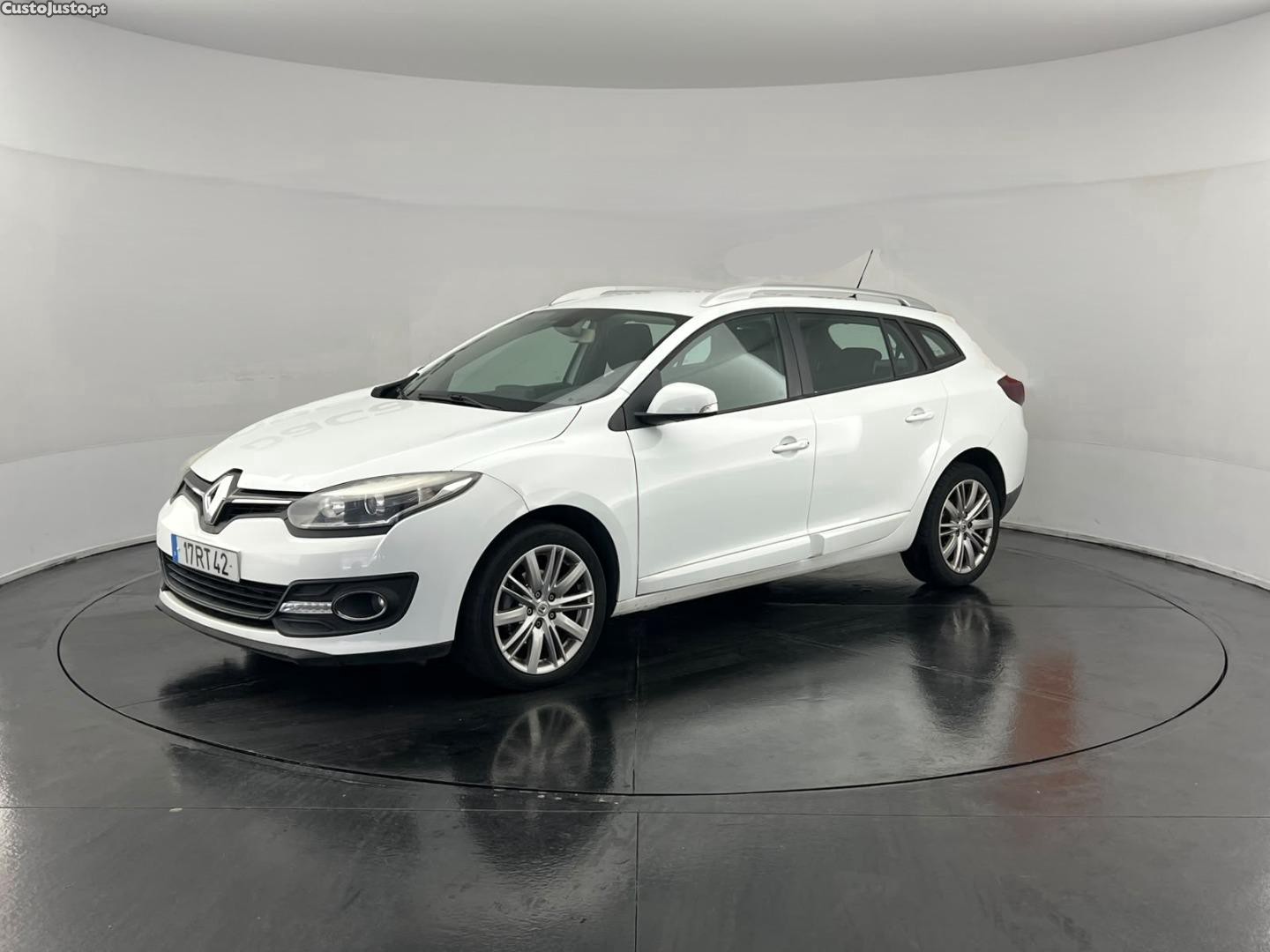 Renault Mégane GRANDTOUR 1.5 DCi - 14 — photo 4