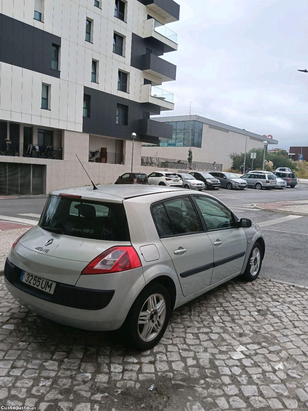 Renault Mégane 1.5 DCI elegance — photo 5