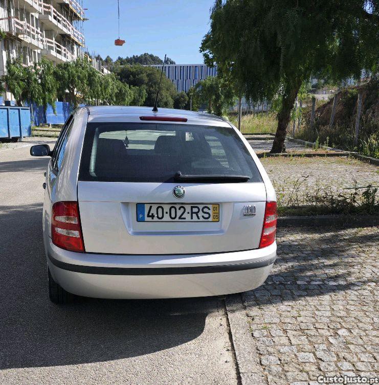 Skoda Fabia 1.9 TDI 100CV (225000kms) - 01 — photo 3