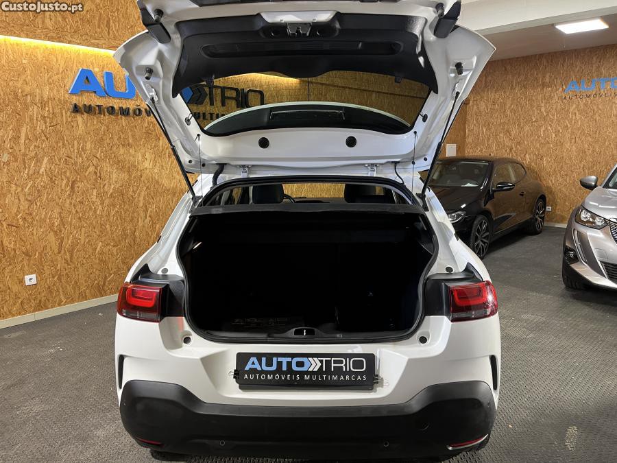 Citroën C4 Cactus 1.2 PureTech — fotografia 3