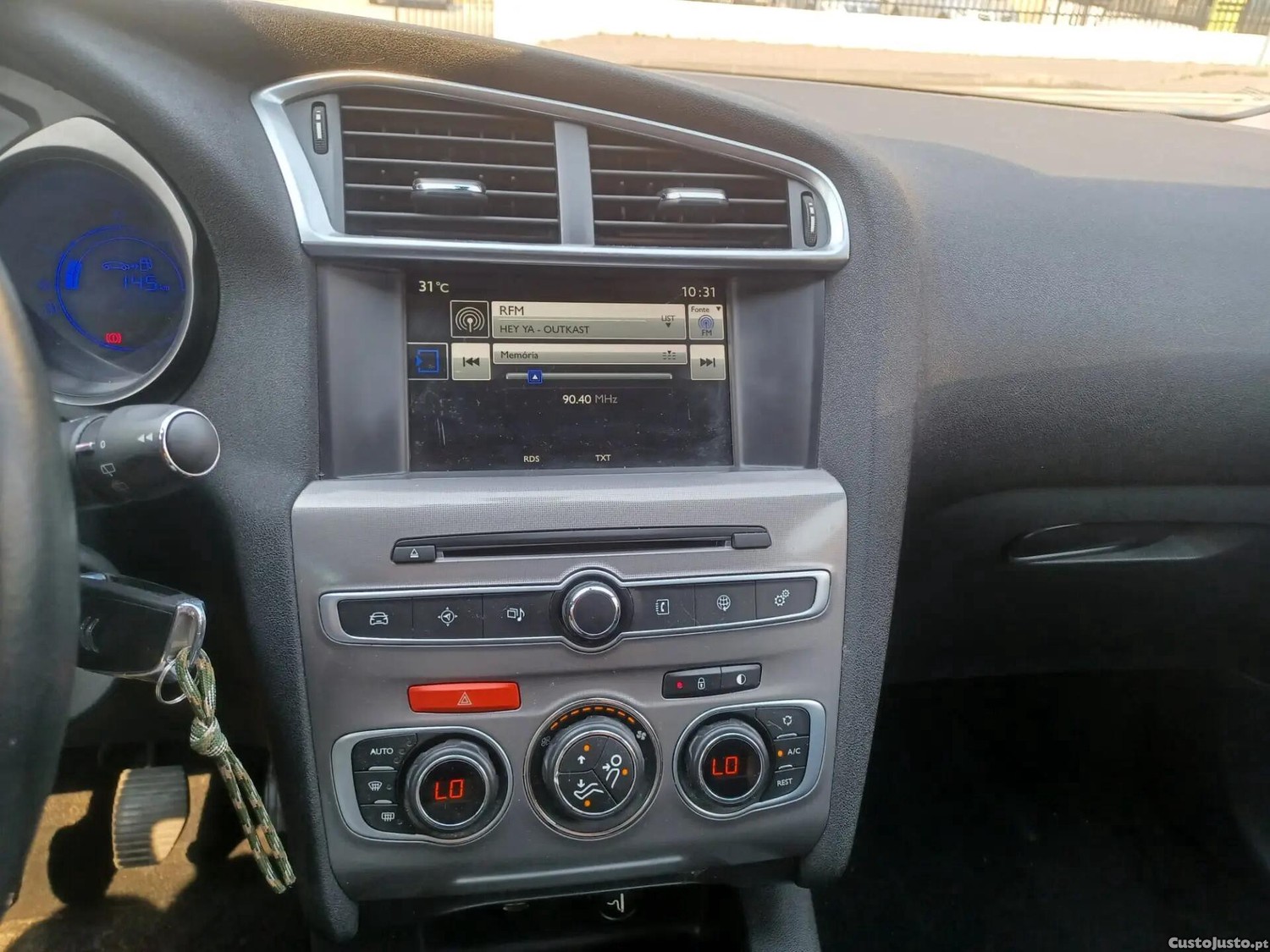 Citroën C4 1.6 BlueHDi Feel — fotografia 5