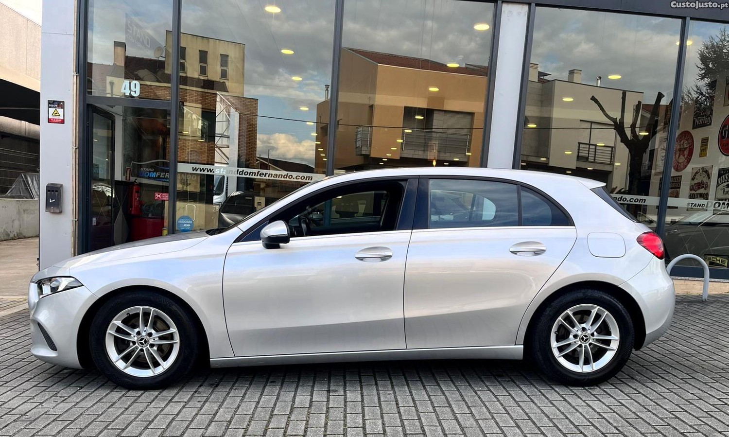 Mercedes-Benz A 180 d Style Plus Aut. — fotografia 22