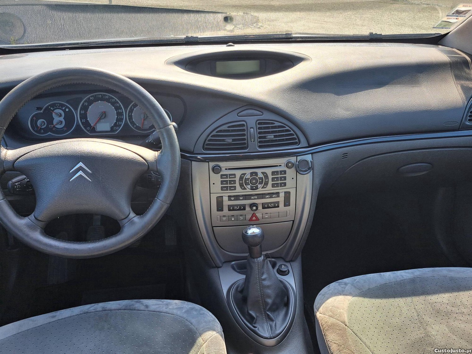 Citroën C5 1.6 HDI Exclusive 110 cv nacional — fotografia 16