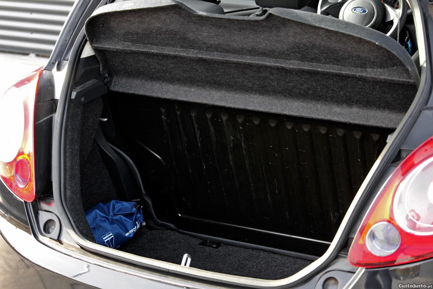 Ford KA 1.2 City — fotografia 11