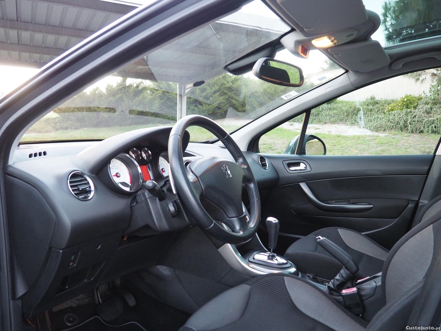 Peugeot 308 automático 1.6 HDI-blue, teto panorâmico, GPS, nacional, filtro de partículas novo, revisão feita - 10 — photo 2