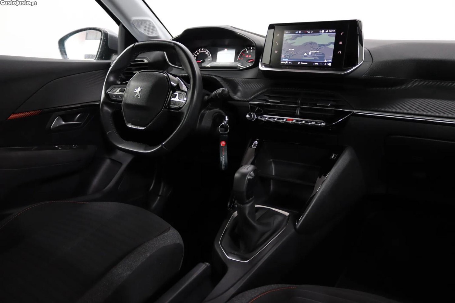 Peugeot 208 1.2 PureTech Active Pack — fotografia 11