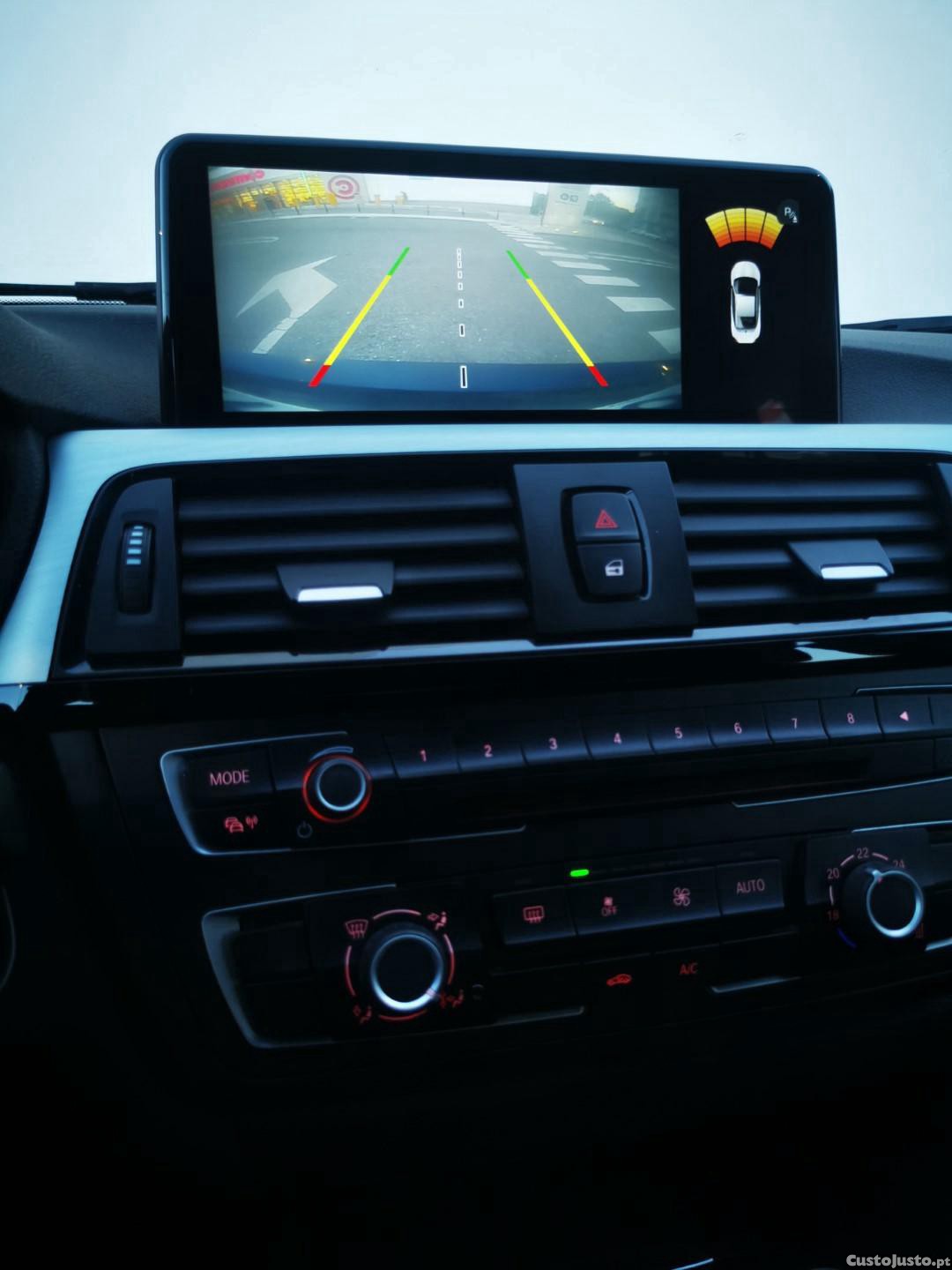 BMW 318 touring Pack M com GARANTIA 12 meses — fotografia 6