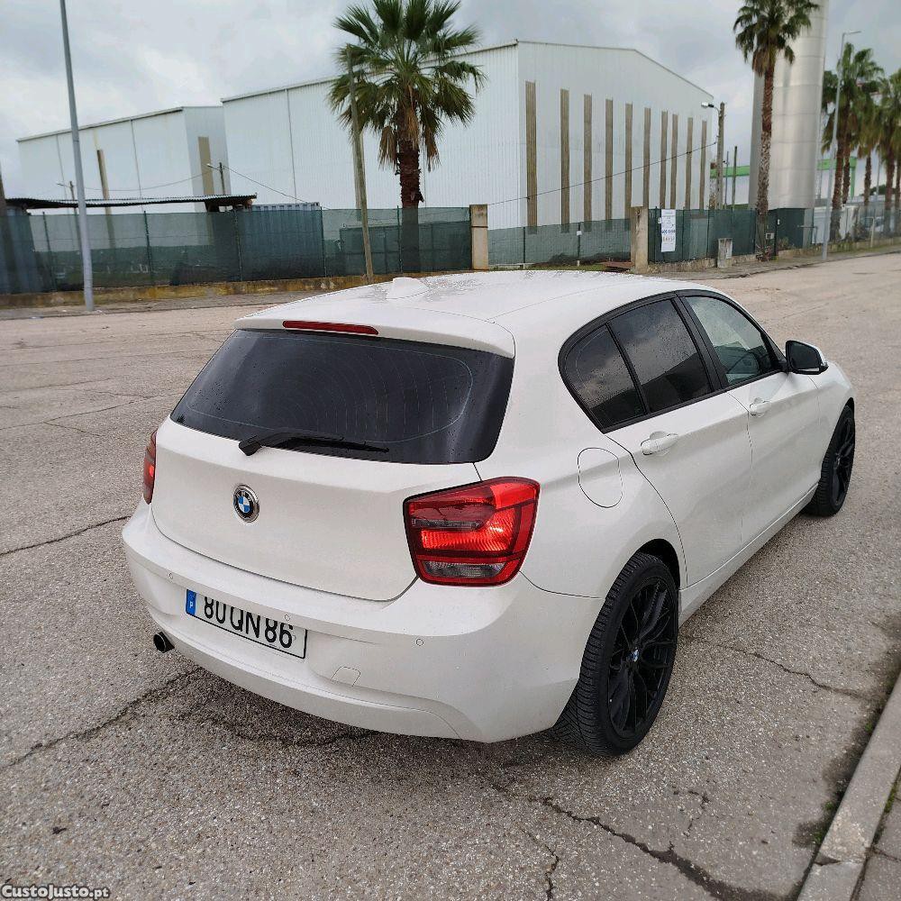 BMW 118 xDrive — fotografia 6