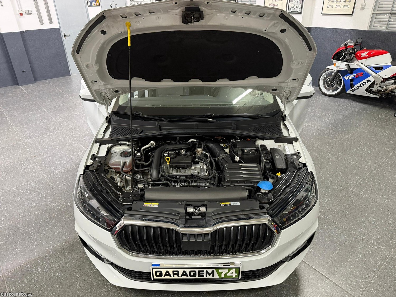 Skoda Fabia 1.0 TSI First Edition — fotografia 11