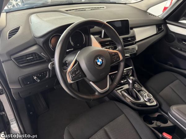 BMW 225 XE active tourer AUTO — fotografia 11