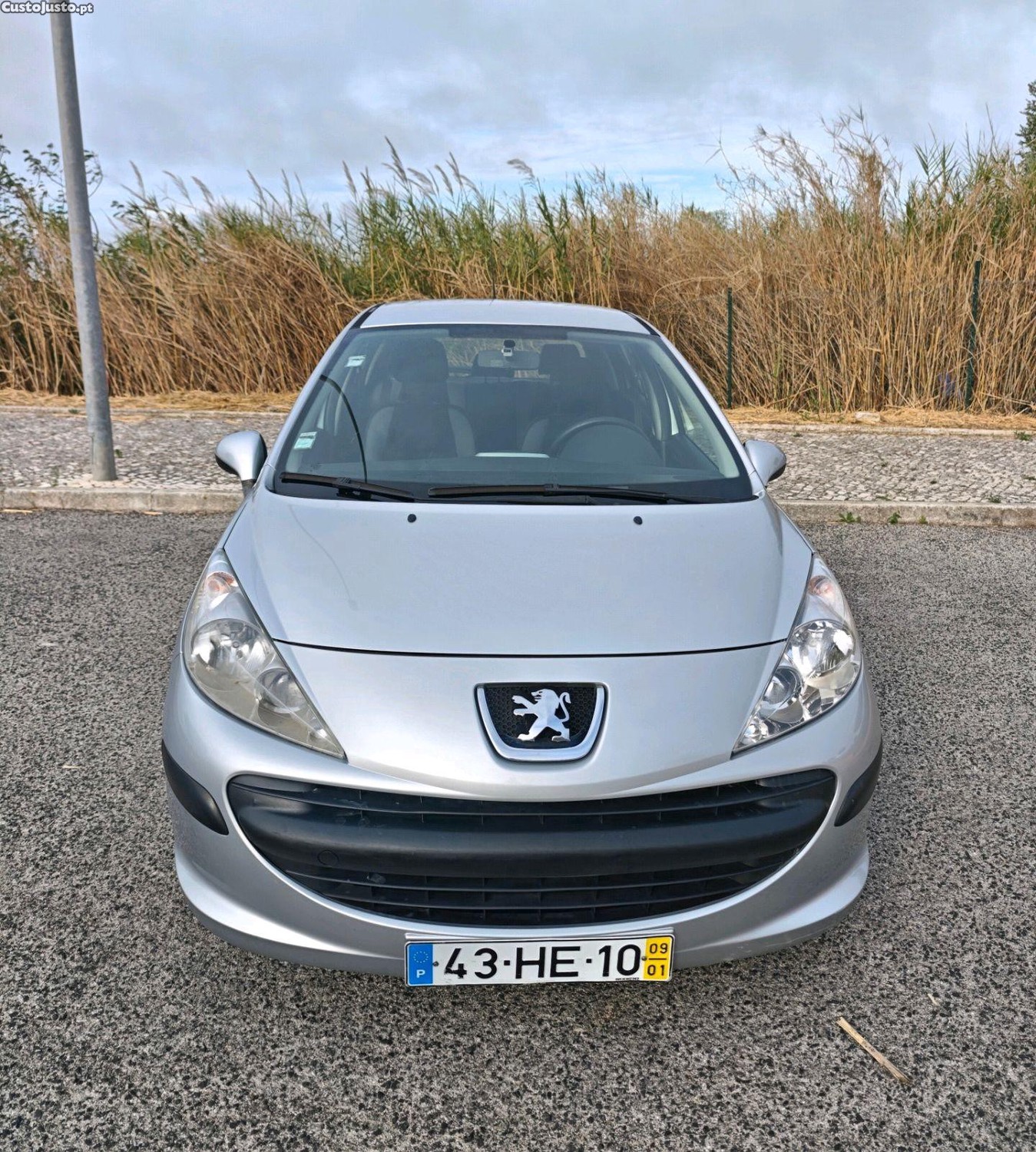 Peugeot 207 1.4 16v VTI 5P 75000KLM - 09 — photo 3