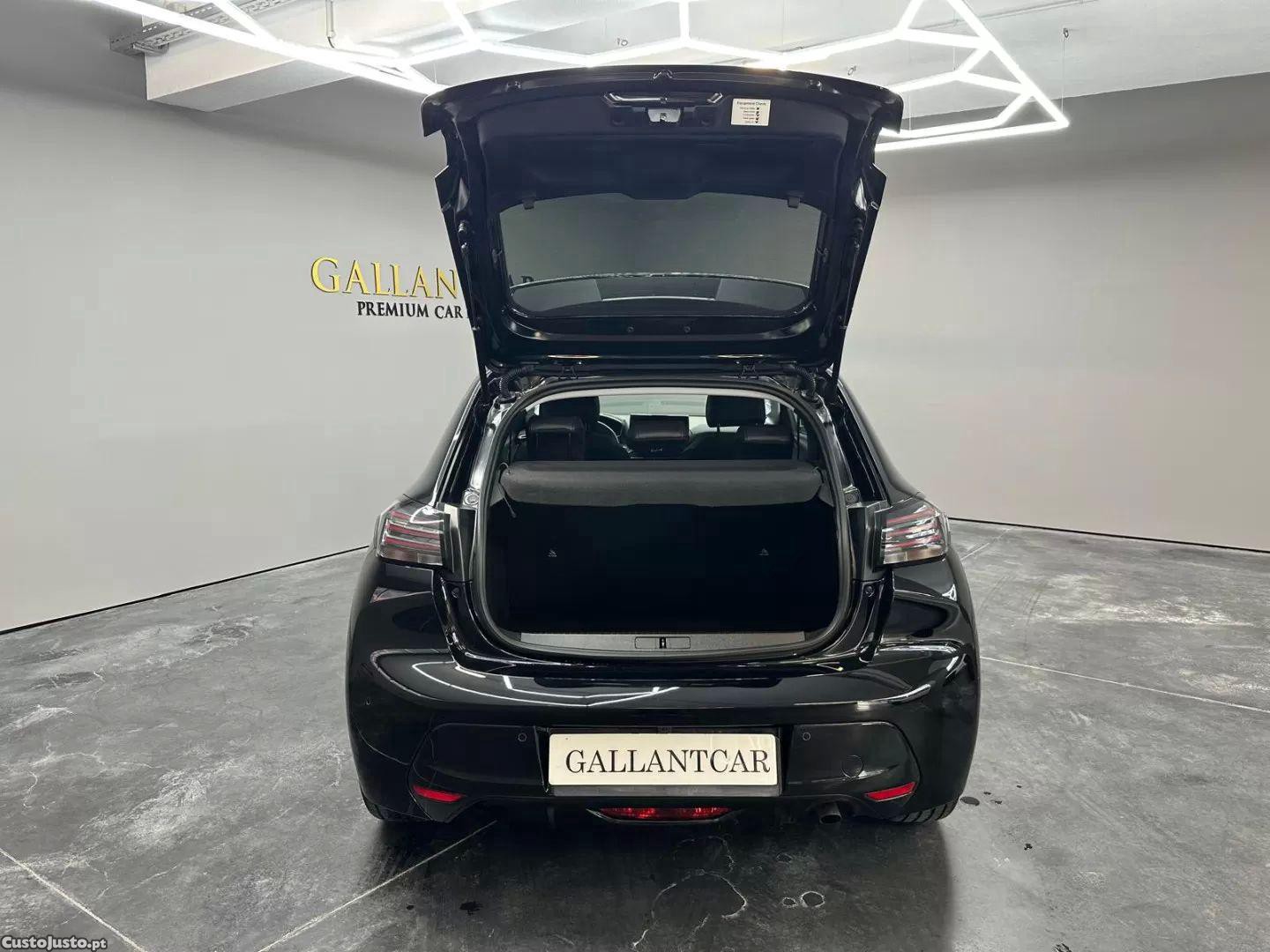 Peugeot 208 1.2 allure — fotografia 16