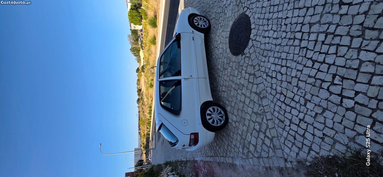 Citroën Saxo 1.5 D 2 lugares - 02 — photo 5