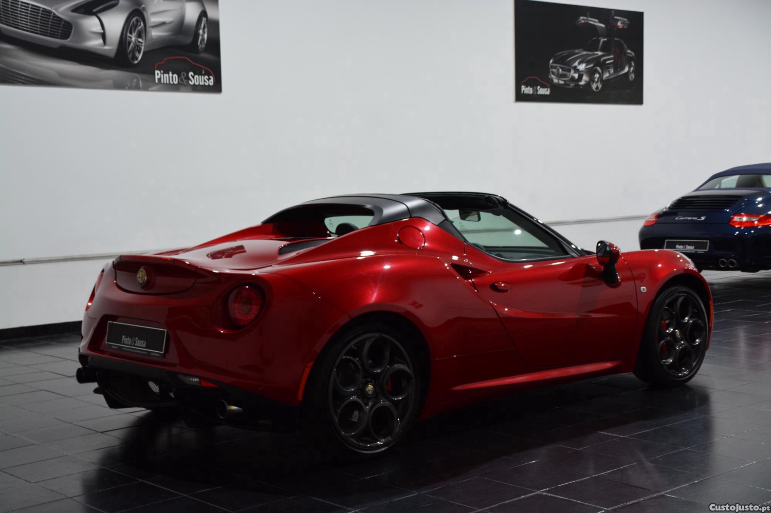 Alfa Romeo 4C Spider - 16 — photo 5