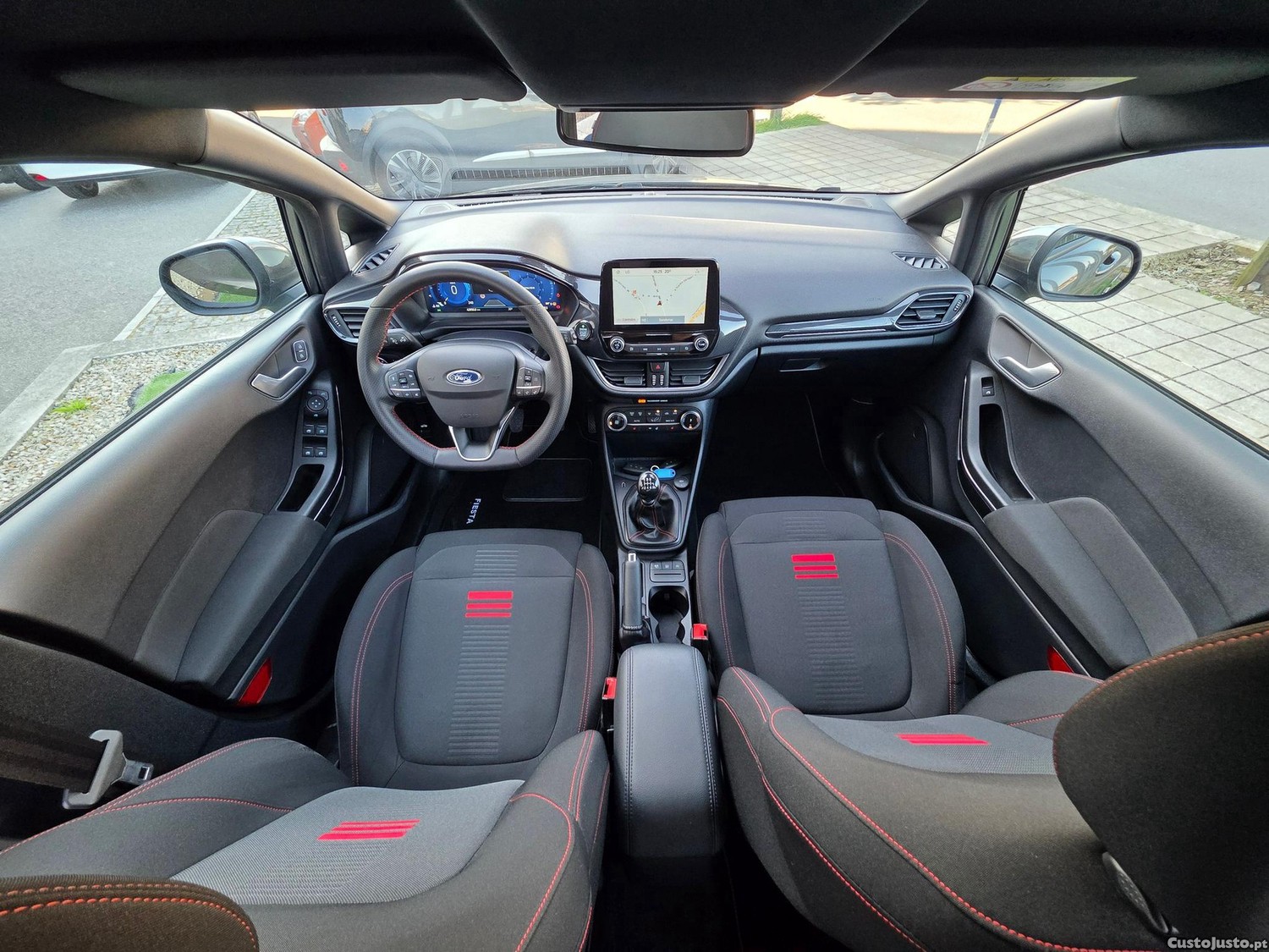 Ford Fiesta 1.0 EcoBoost MHEV ST-Line X — fotografia 6