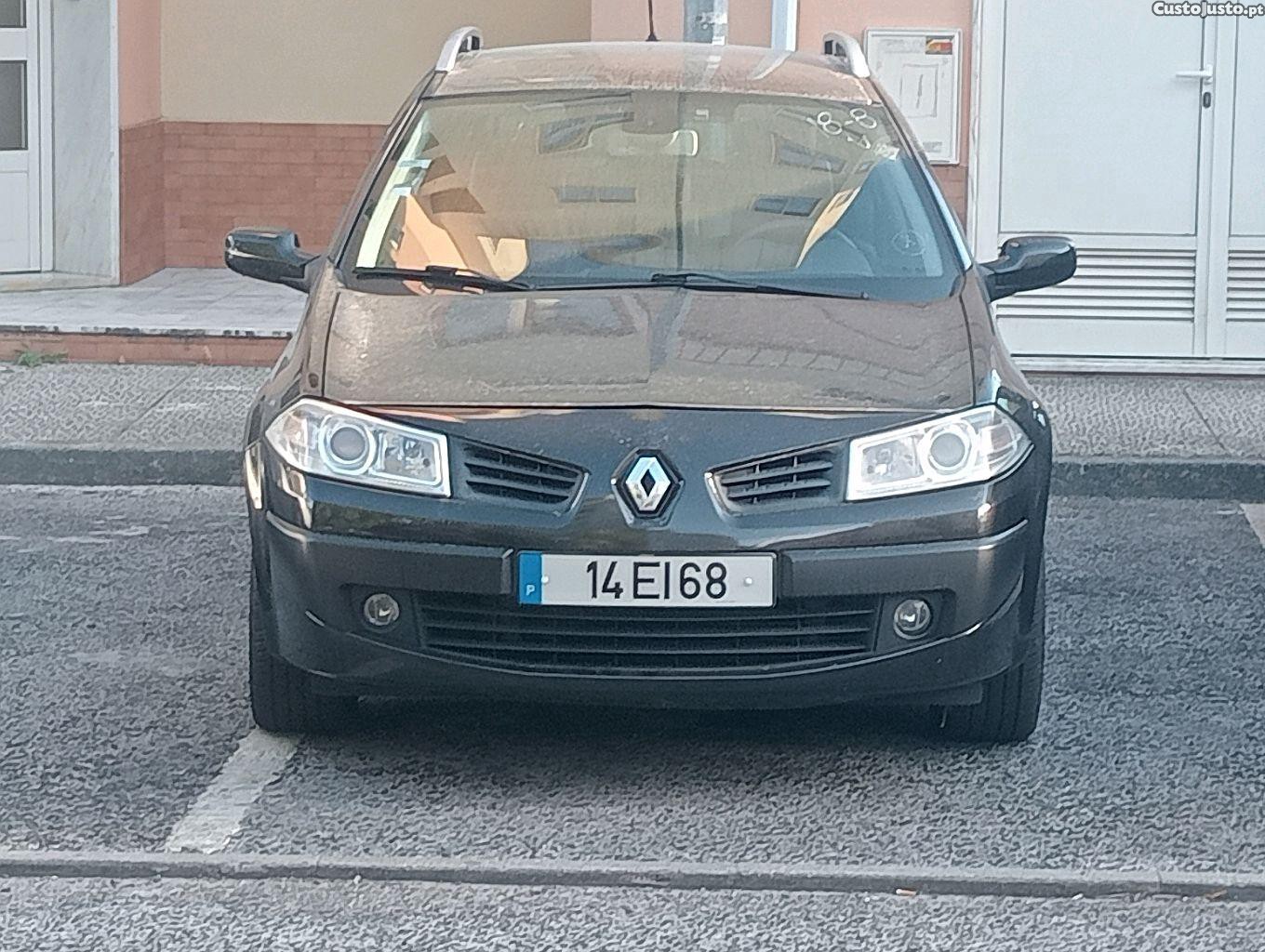 Renault Mégane luxury 1.5 dci — fotografia 9