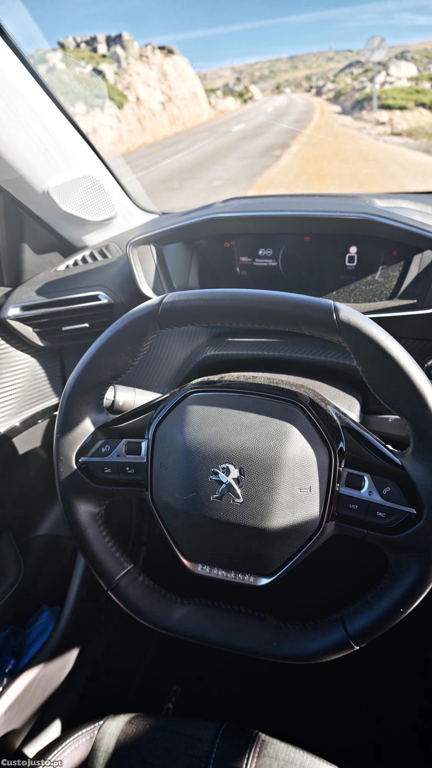 Peugeot 208 Allure pack - 22 — photo 5