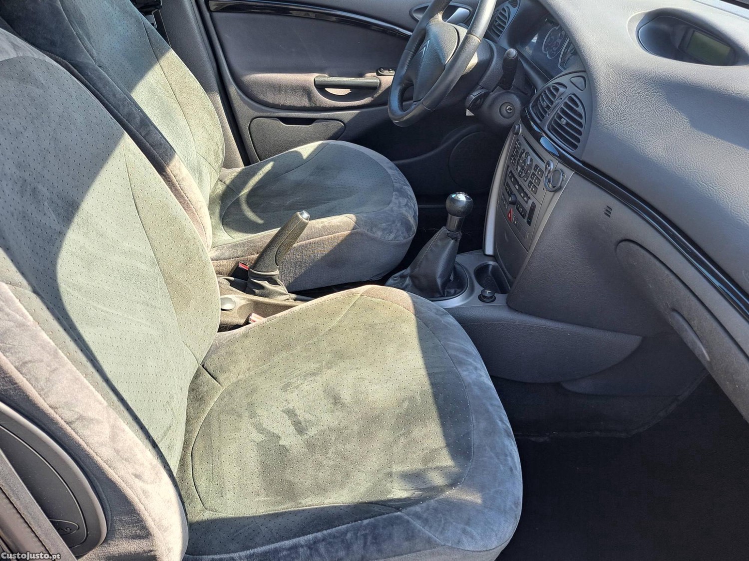 Citroën C5 1.6 HDI Exclusive 110 cv nacional — fotografia 13