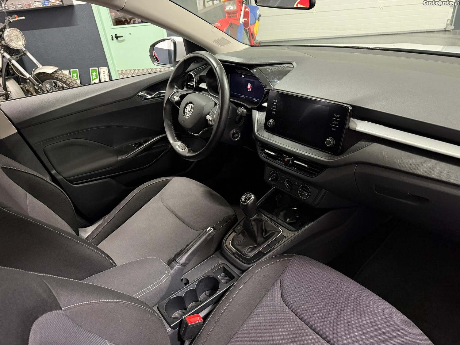 Skoda Fabia 1.0 TSI First Edition — fotografia 5