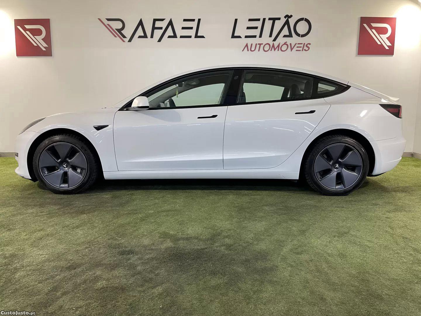 Tesla Model 3 Tração traseira premium - 23 — photo 4