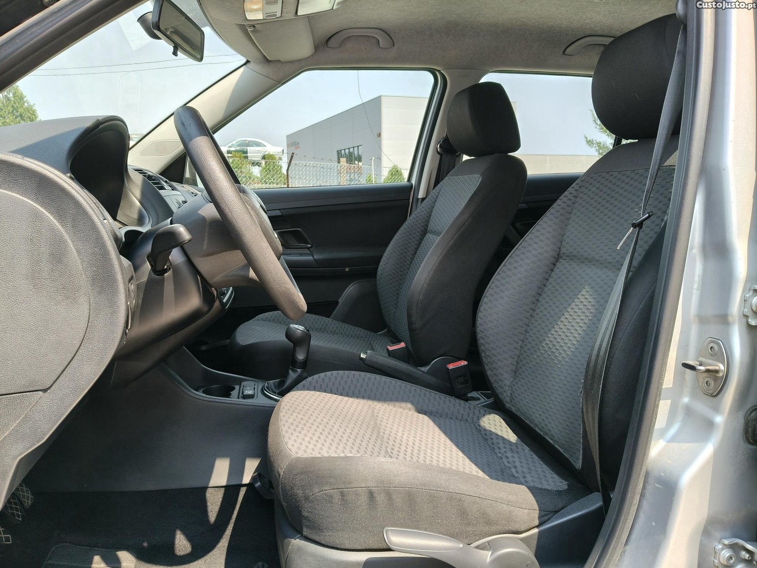 Skoda Fabia Break 1.2 TSi Style c/ GPL — fotografia 11