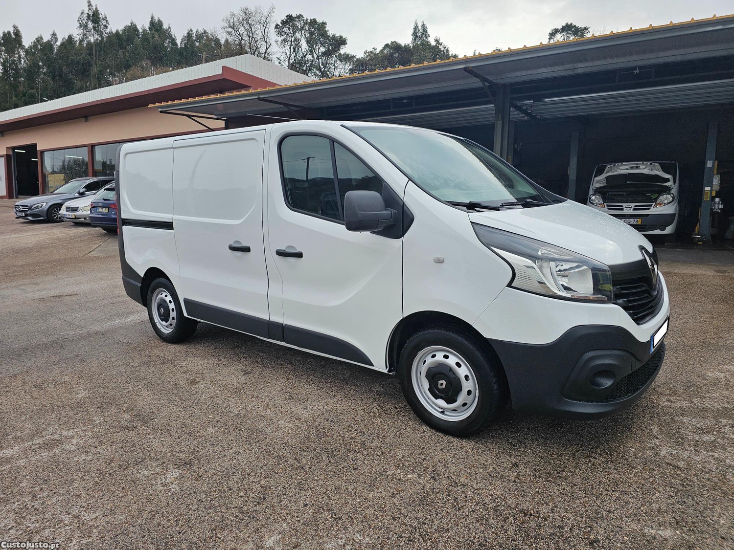 Renault Trafic 1.6 DCI 140 CV — fotografia 6
