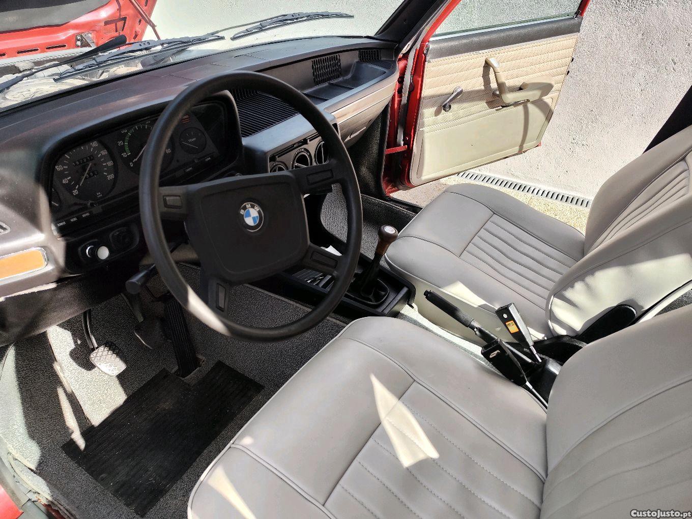 BMW 518 E12 — fotografia 3