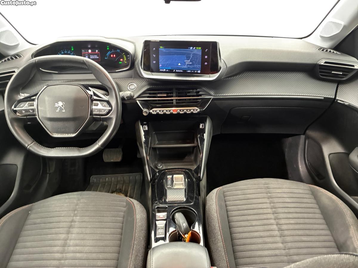 Peugeot 208 50 kWh Active Pack — fotografia 8