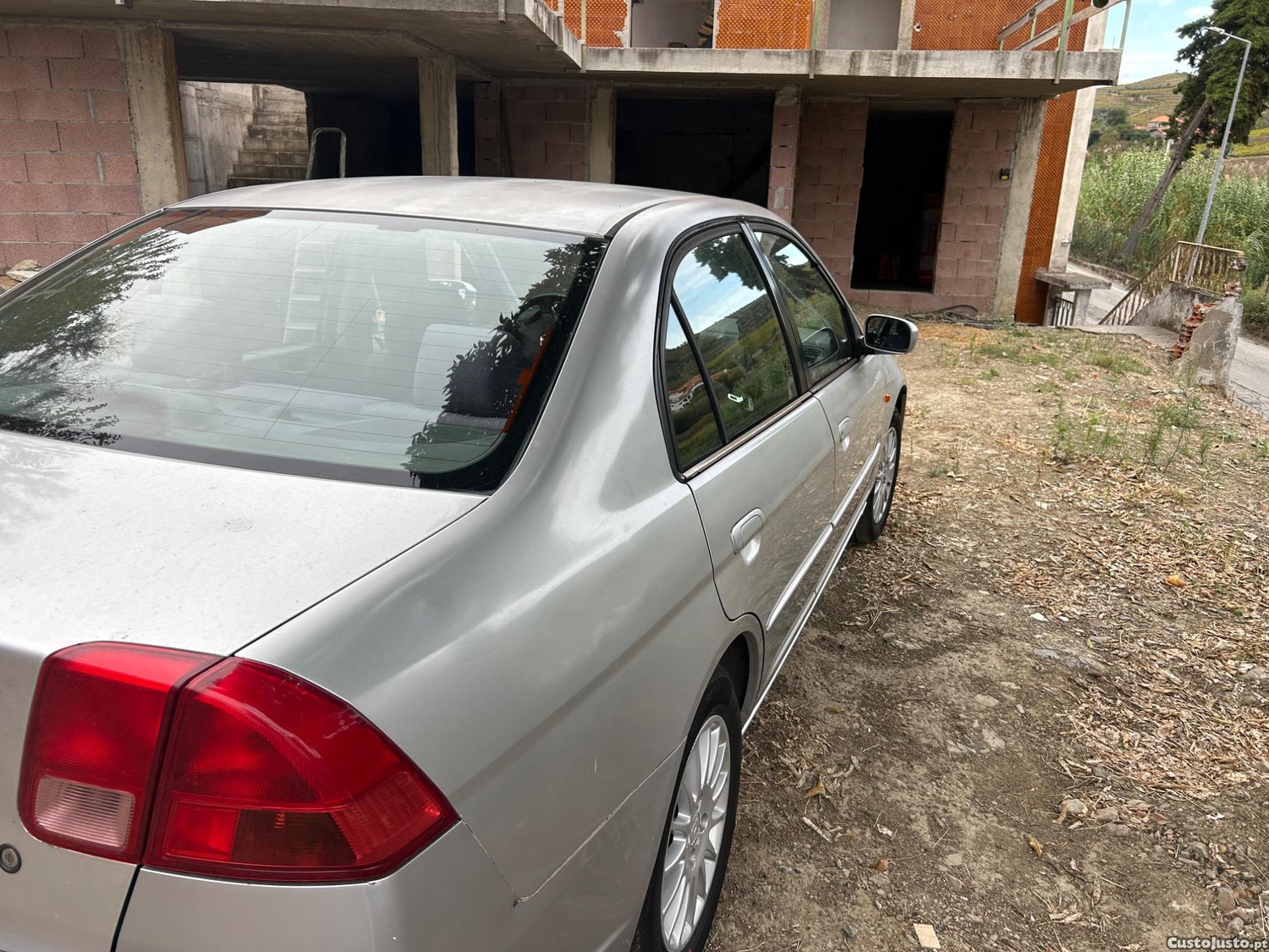Honda Civic 4Dr (Es5) — photo 2