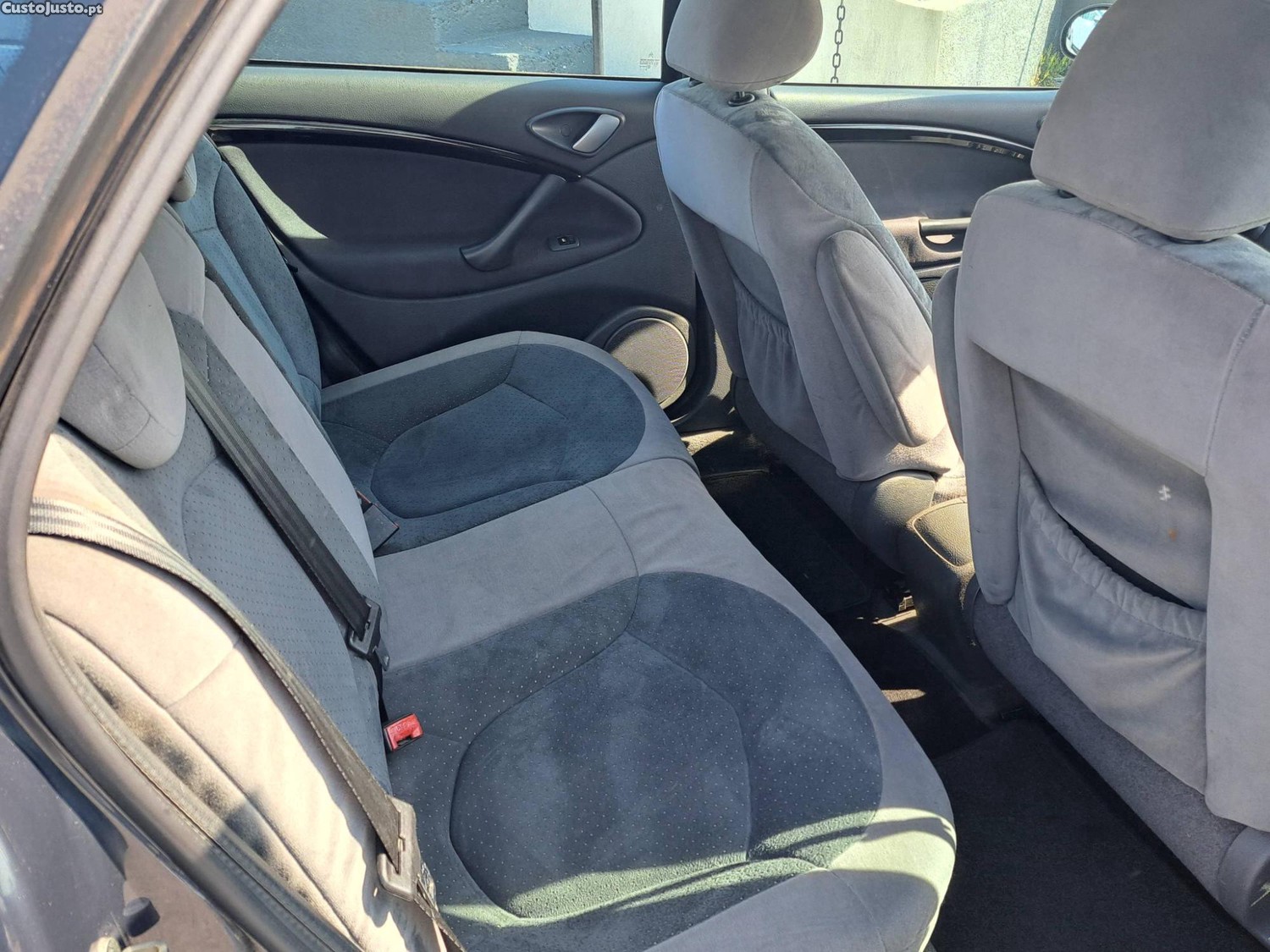 Citroën C5 1.6 HDI Exclusive 110 cv nacional — fotografia 12