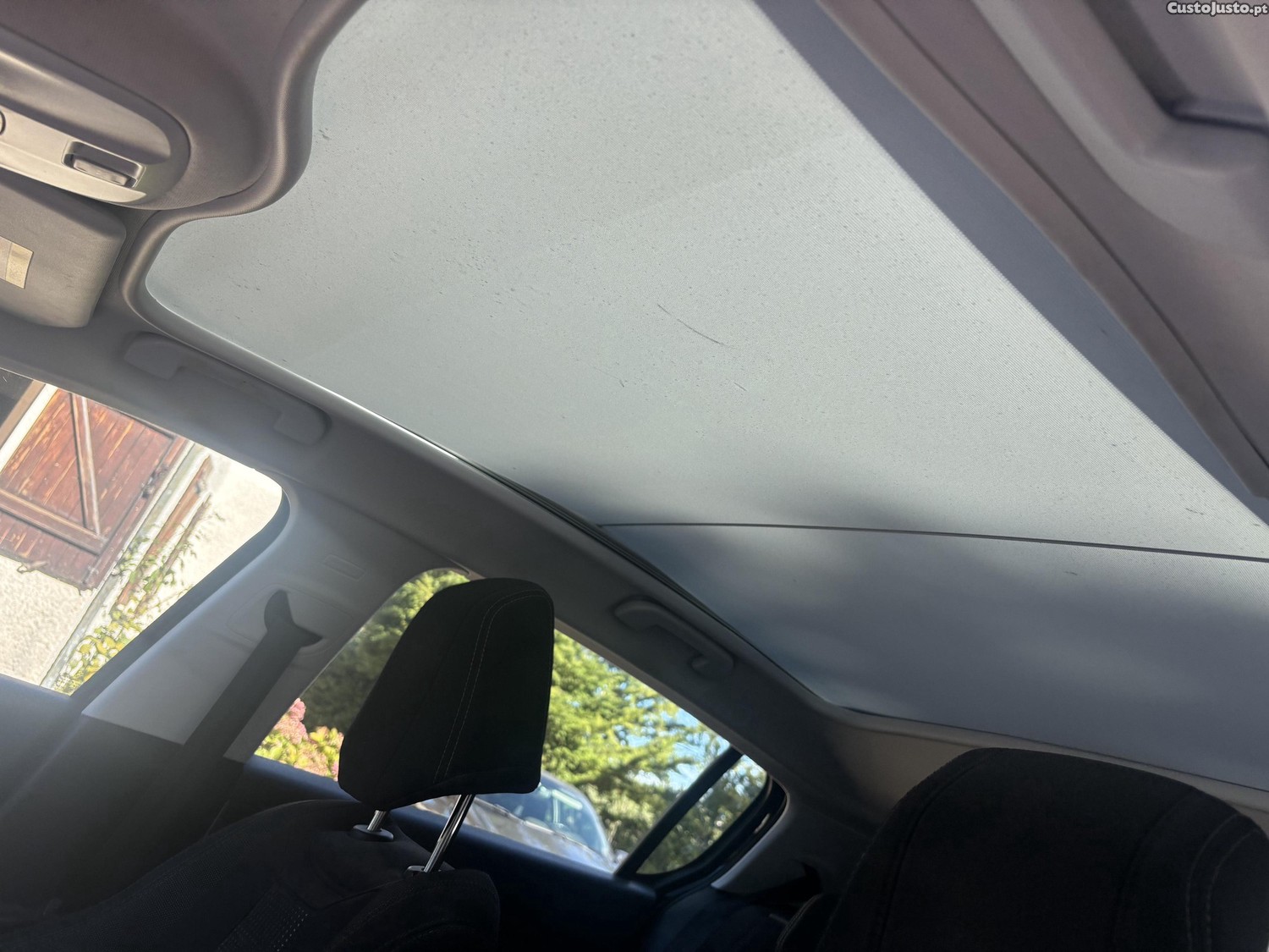 Peugeot 308 Allure — photo 4