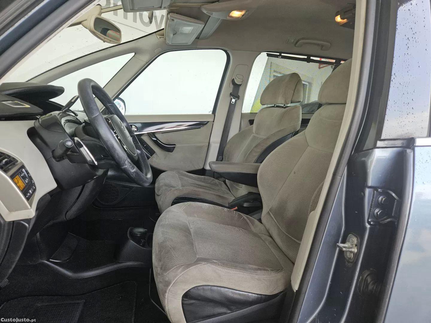 Citroën C4 Grand Picasso 1.6 hdi exclusive - 07 — photo 4