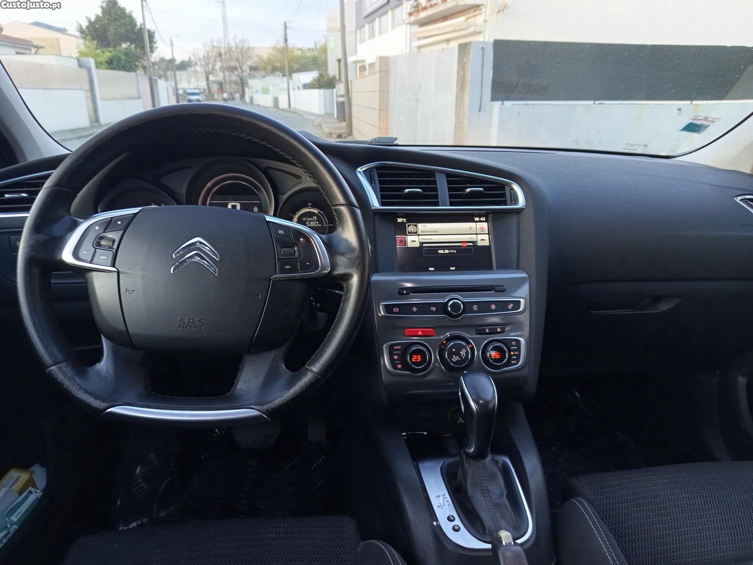 Citroën C4 1.6 Blue HDi — fotografia 2