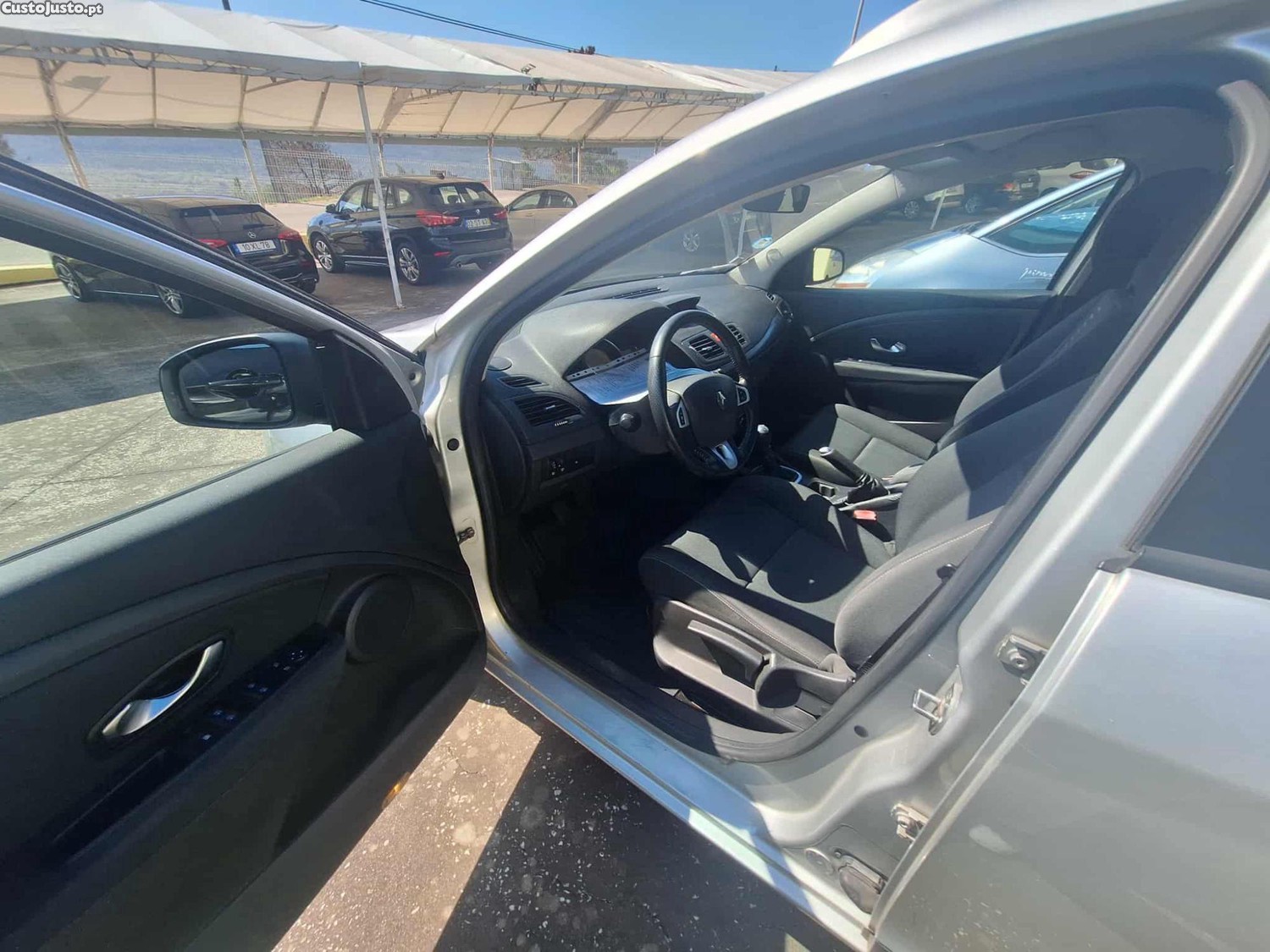 Renault Mégane 1.5 dci dynamique c02 champion - 11 — photo 3