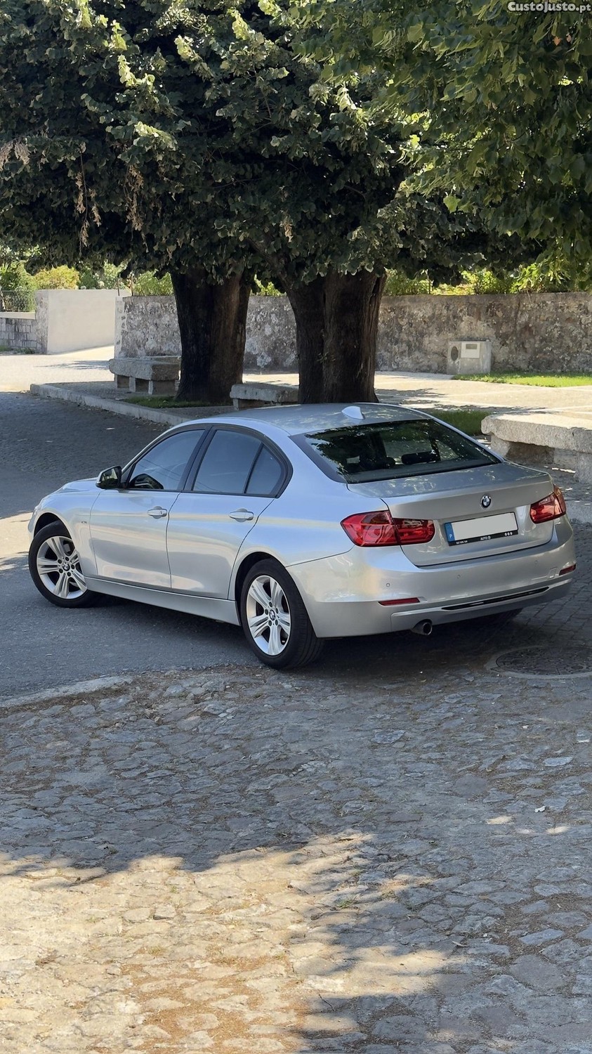 BMW 318 D SportLine — fotografia 9