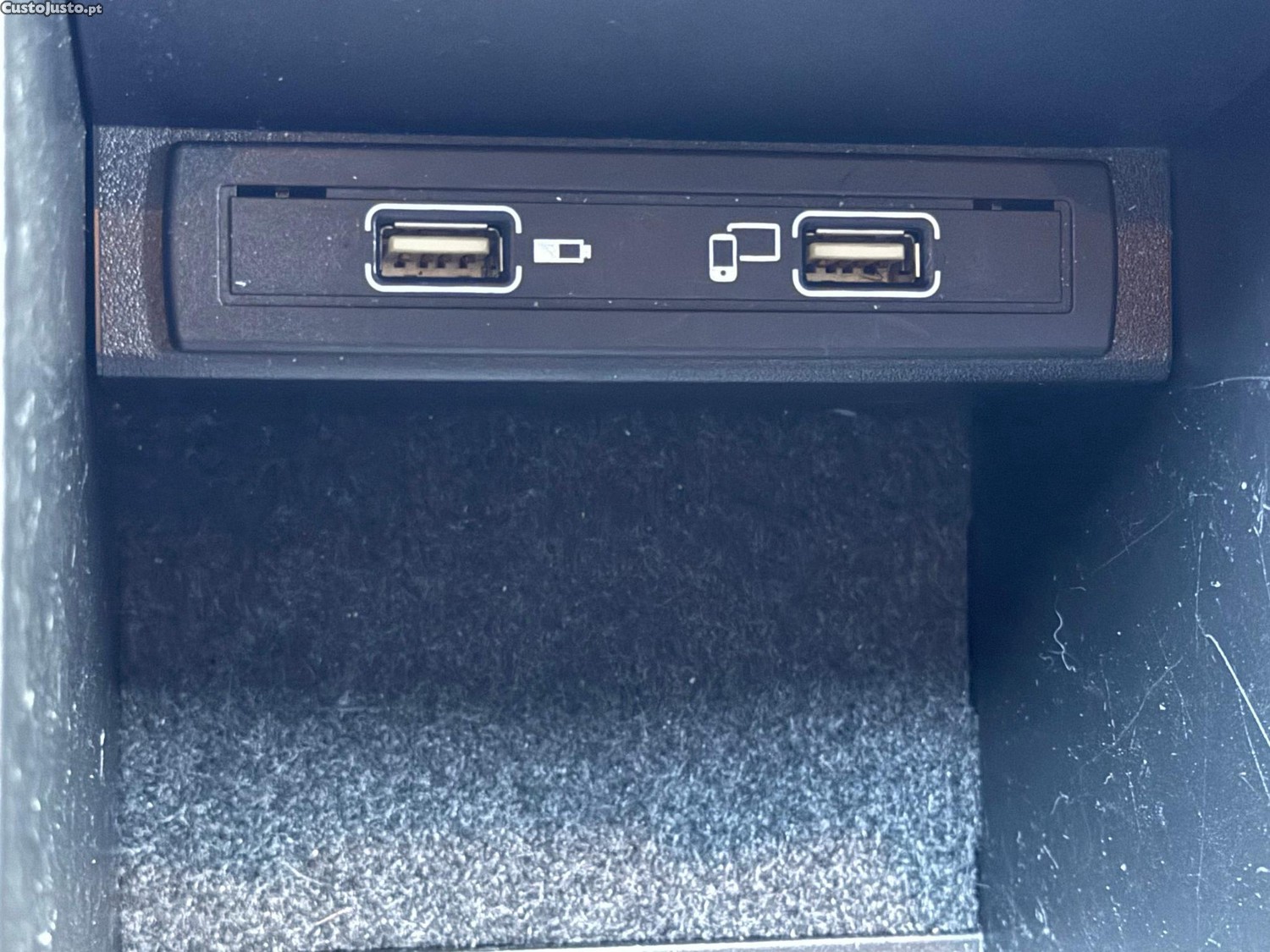 Mercedes-Benz CLA 180 d Urban — fotografia 12