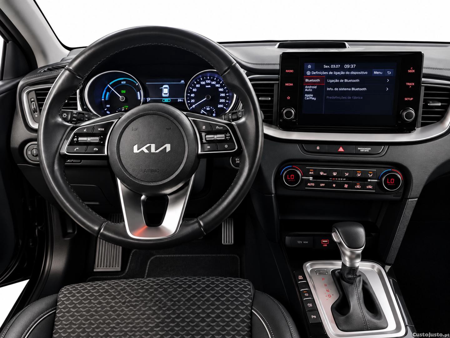 Kia XCeed 1.6 GDI PLUG-IN DRIVE (AUTO) - 22 — photo 3